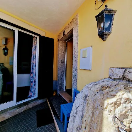 Casa Azenhas By Lisbon Village Nyaraló *