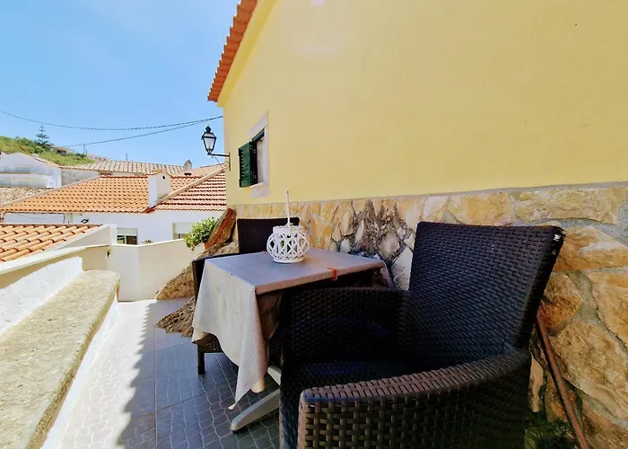 Casa Azenhas By Lisbon Village Semesterbostad *